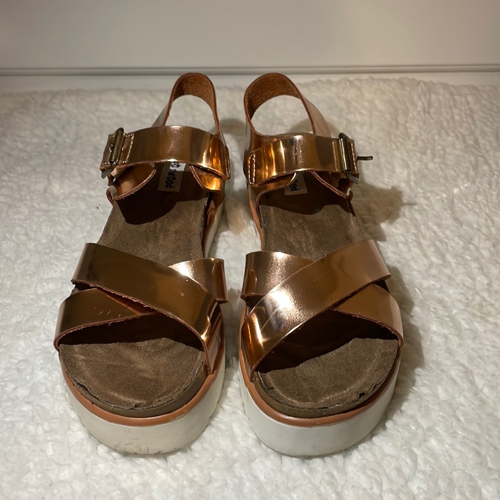 ROSE GOLD SANDALS